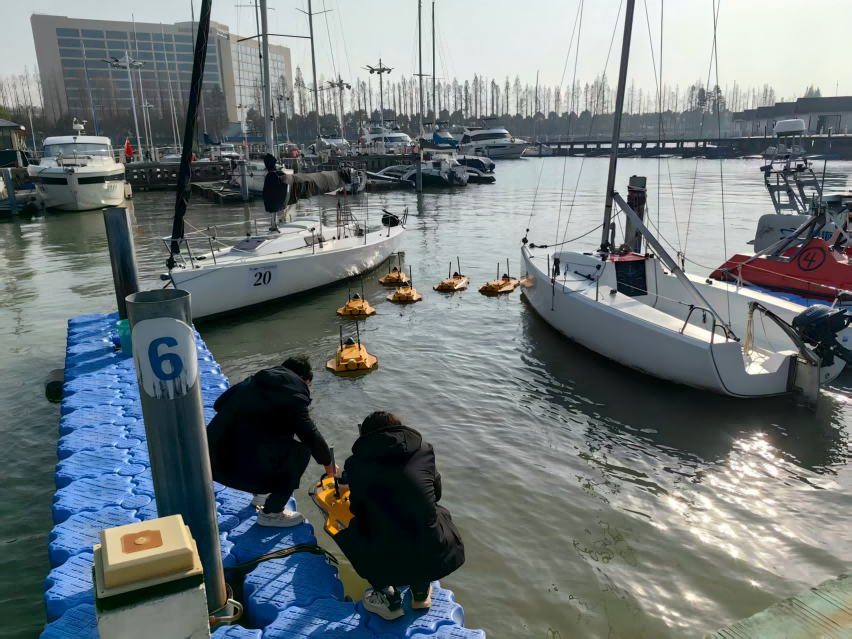 复杂海况无人艇集群智能协同控制决策方法研究